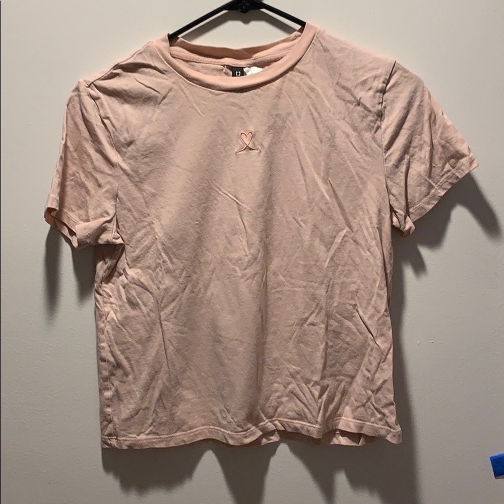 pink t shirt with heart